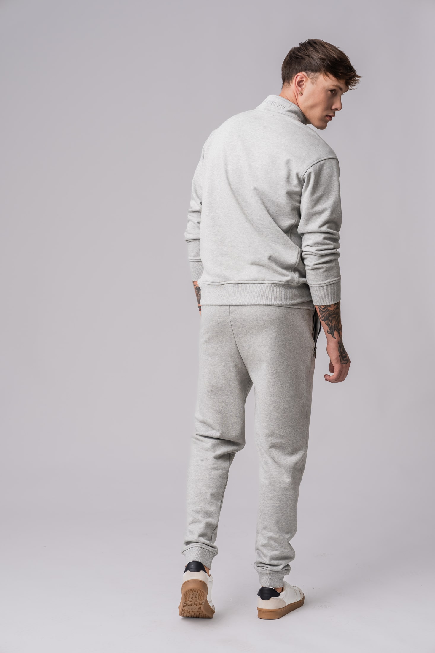 Men’s grey 100% cotton regular-slim fit sweatsuit