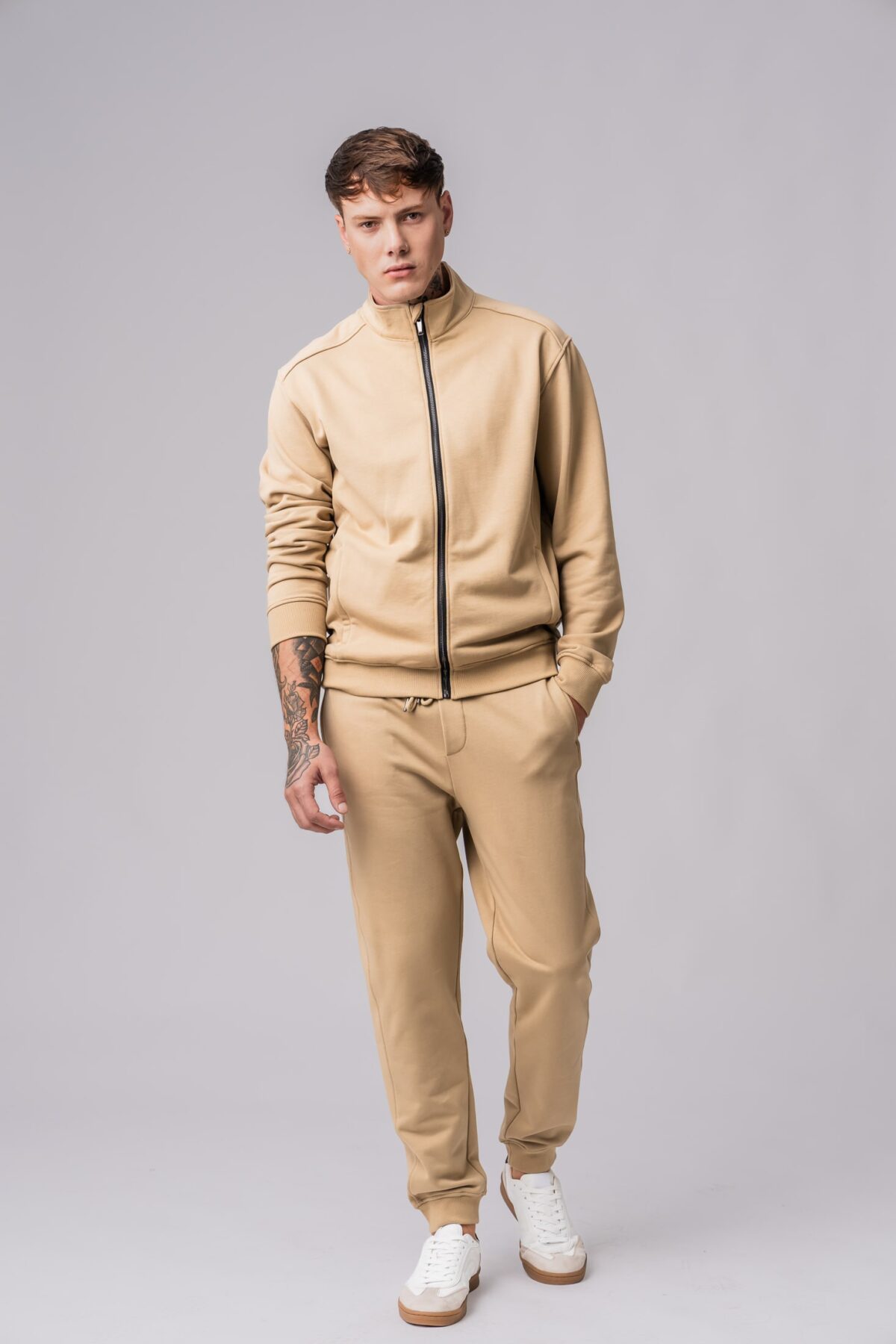 Men’s beige 100% cotton regular-slim fit sweatsuit