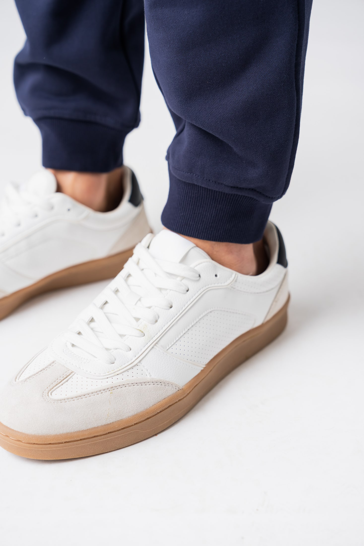 Men's navy 100% cotton sweatpants with ribbed cuffs