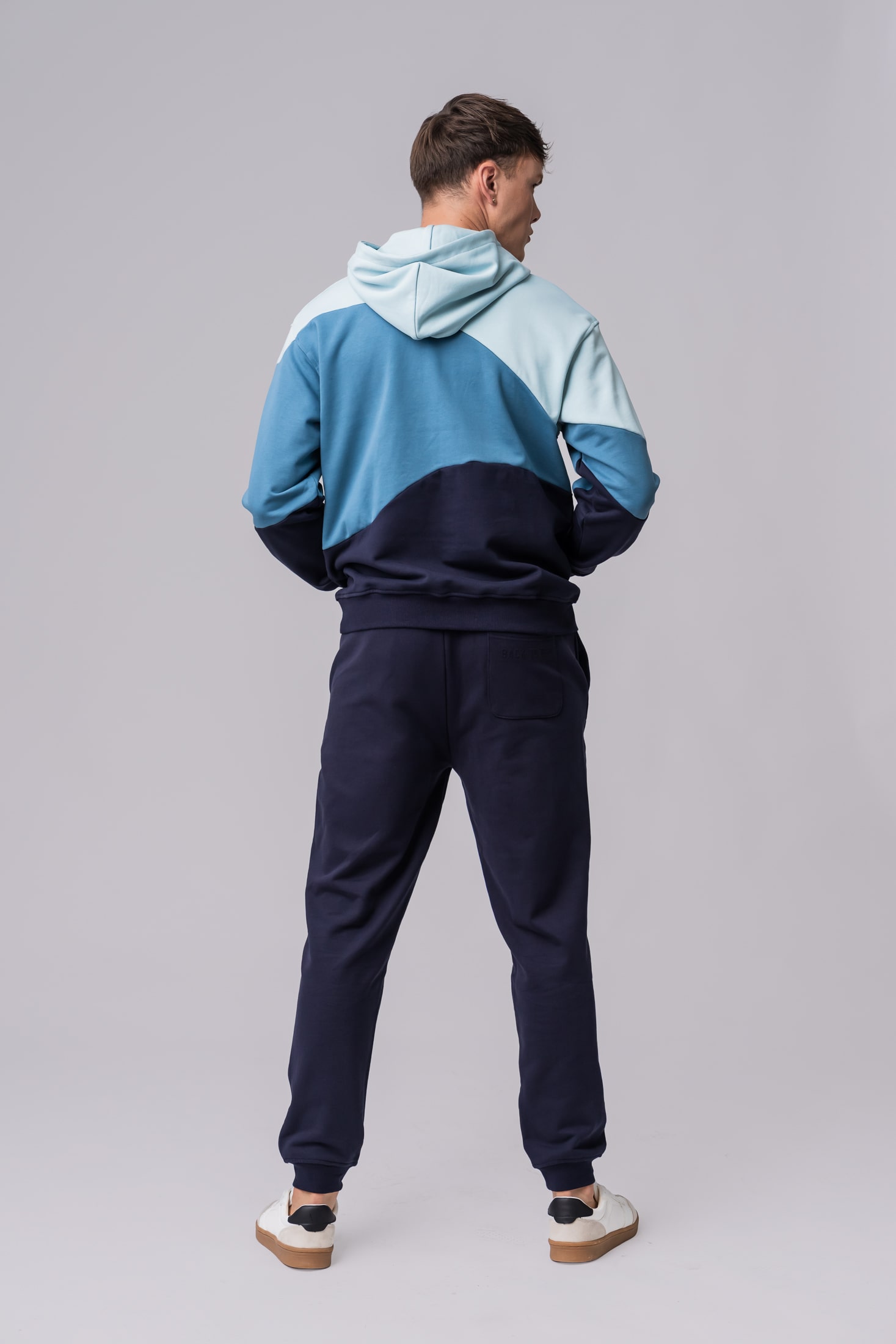 Men’s 100% cotton colorblock tracksuit in blue colors