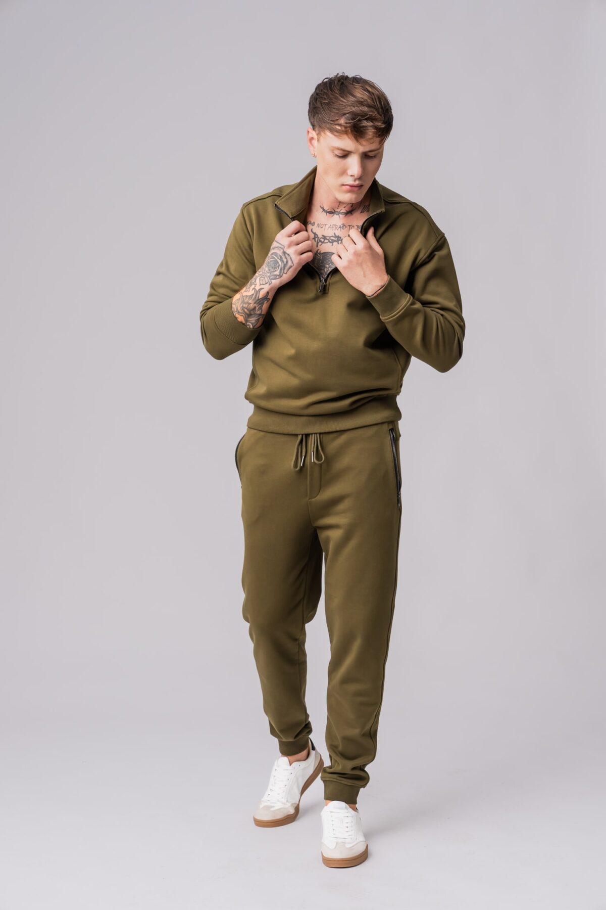 Men’s olive 100% cotton regular-slim fit sweatsuit