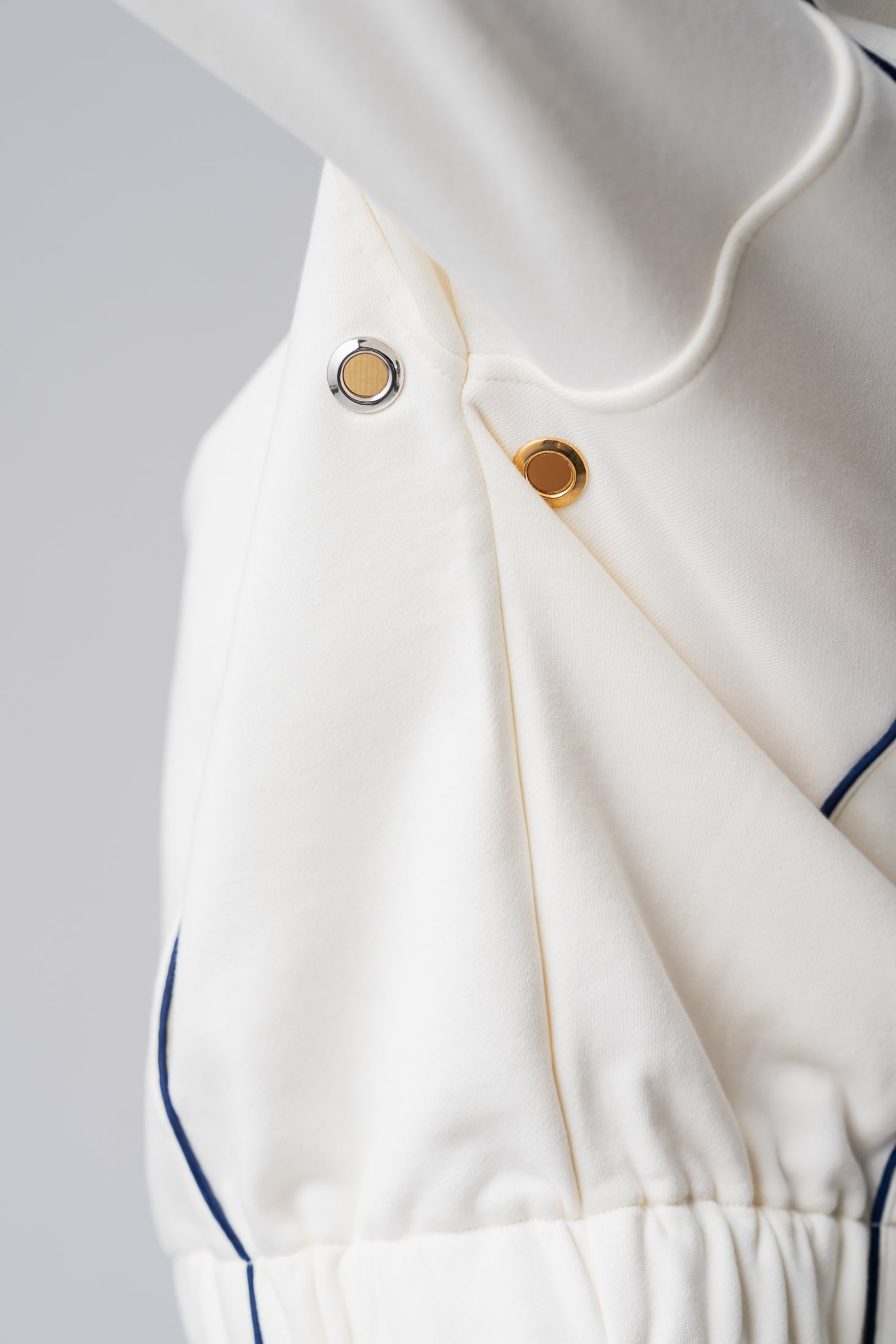 Women’s white 100% cotton sweatshirt jacket with black contrast stripes