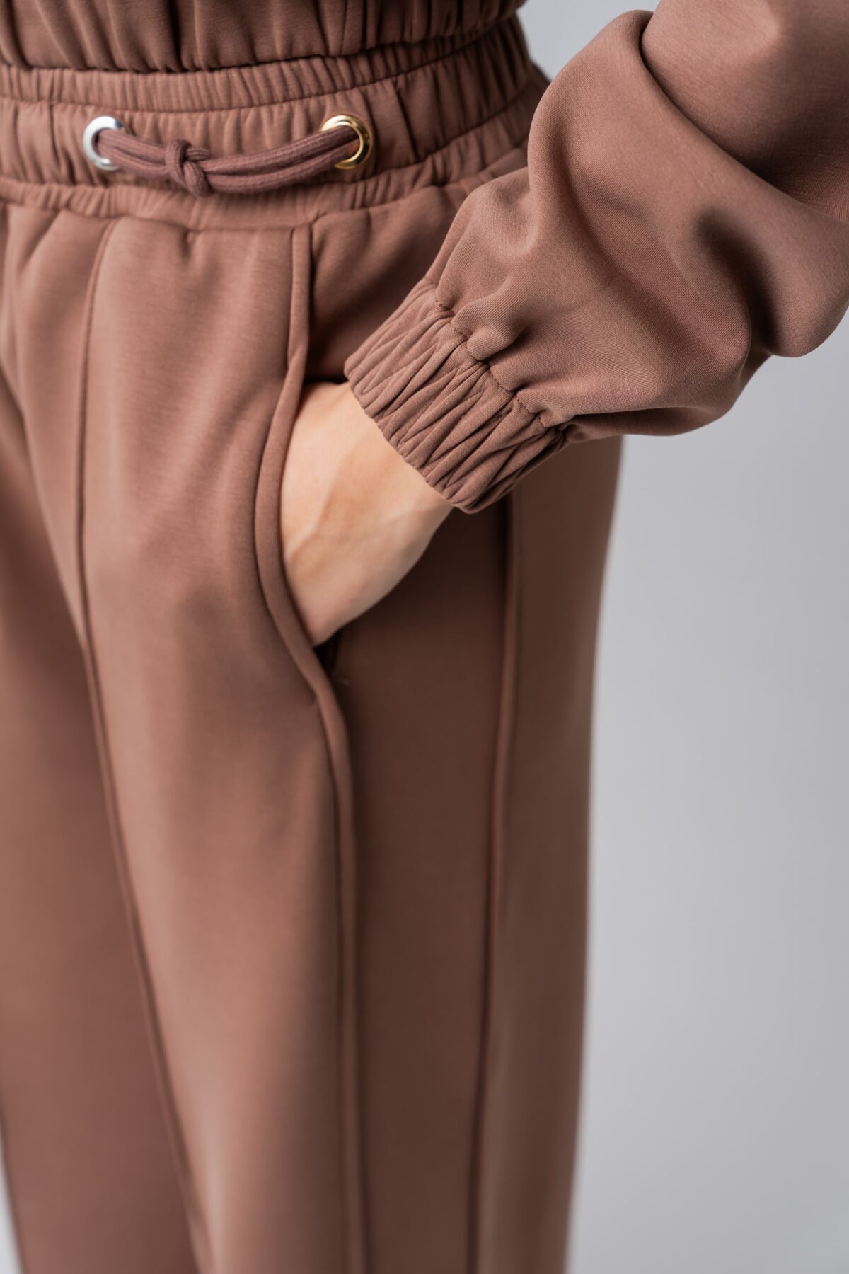 Women’s brown sustainable wide-leg sweatpants