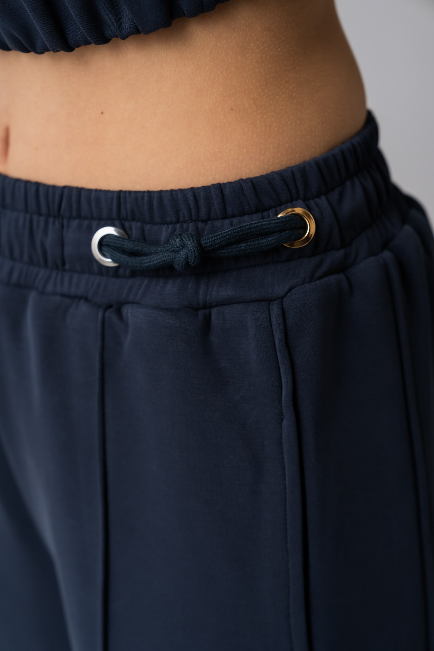 Women’s navy blue sustainable wide-leg sweatpants