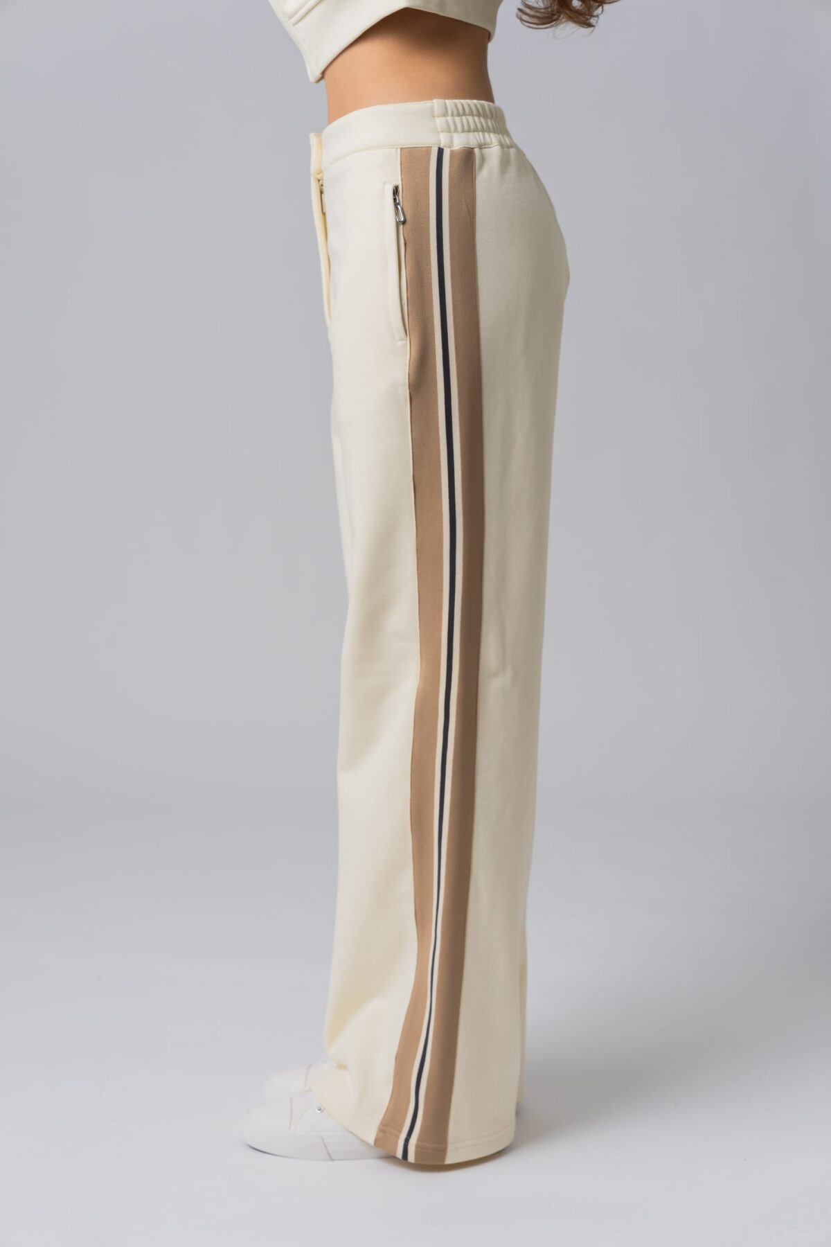 Contrast-Stripe Sweatpants