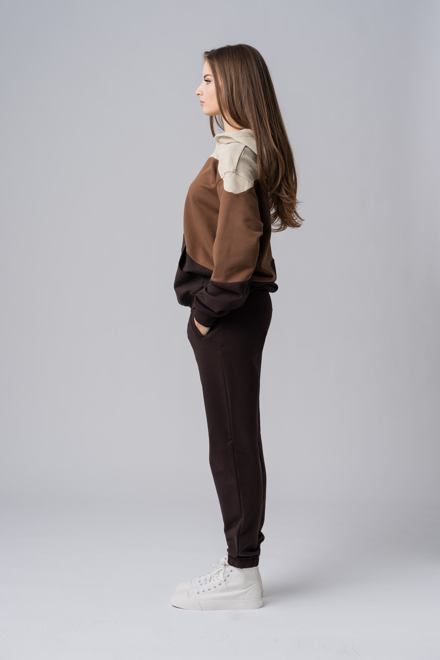 Women’s brown 100% cotton regular-slim fit colorblock tracksuit