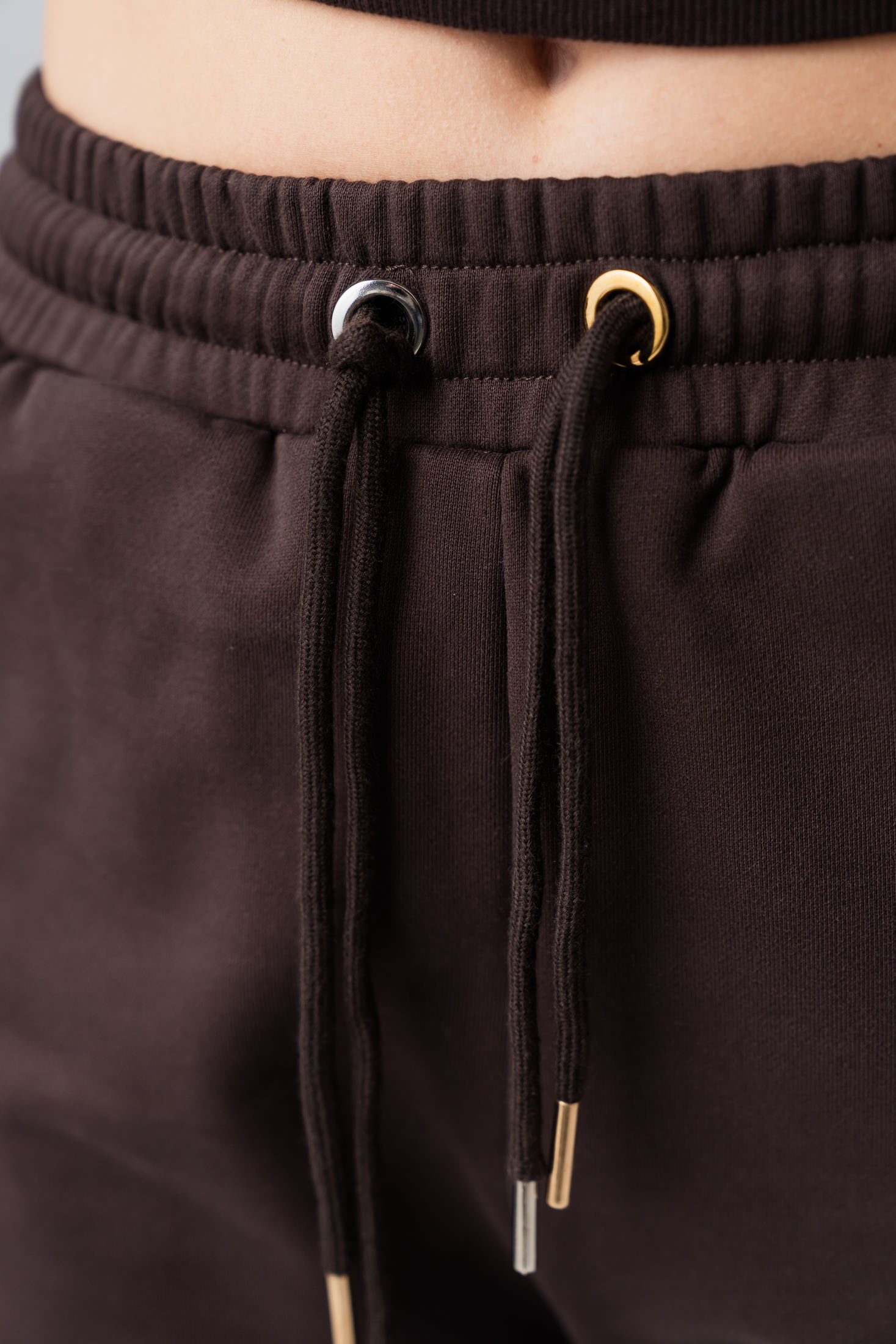 Women’s brown 100% cotton regular fit sweatpants