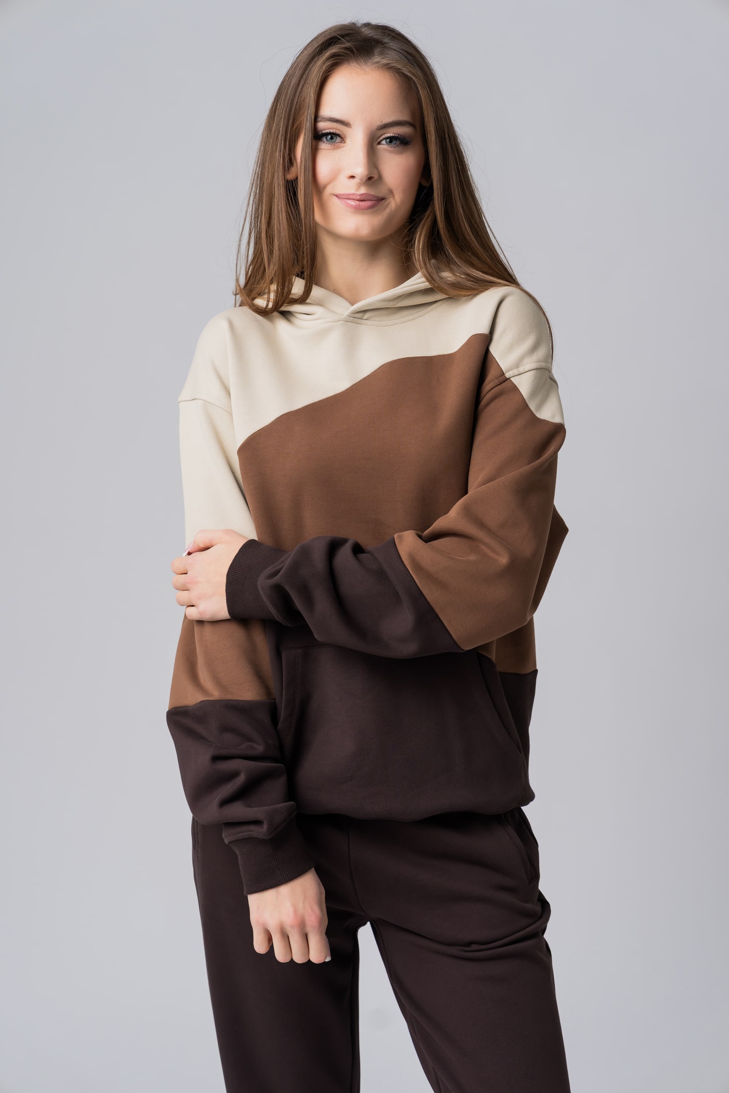 Women’s brown 100% cotton colorblock hoodie